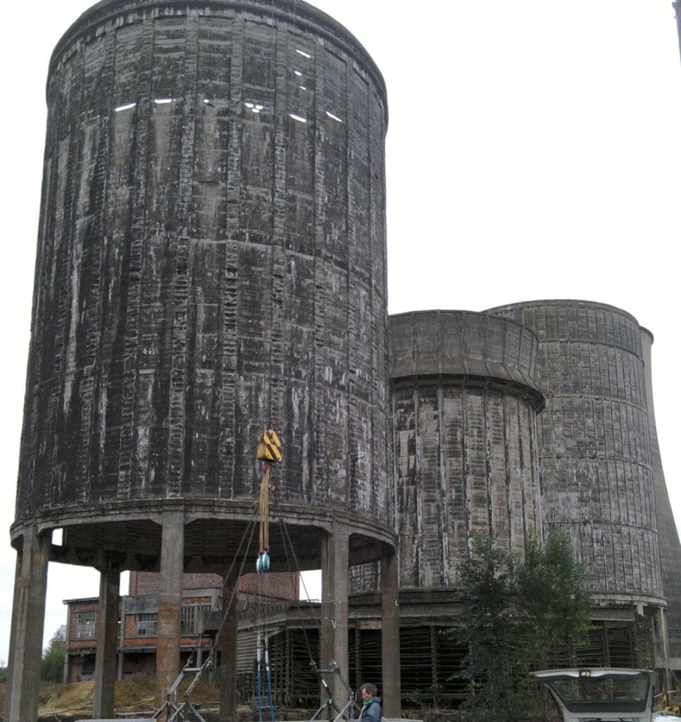 Industrieel erfgoed -oude koeltorens uit gewapend beton - sanacon