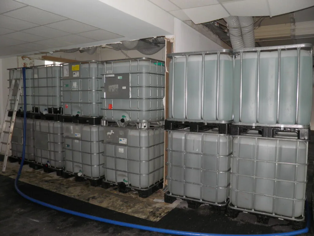 Proefbelasting uitgevoerd met watervaten door SANACON