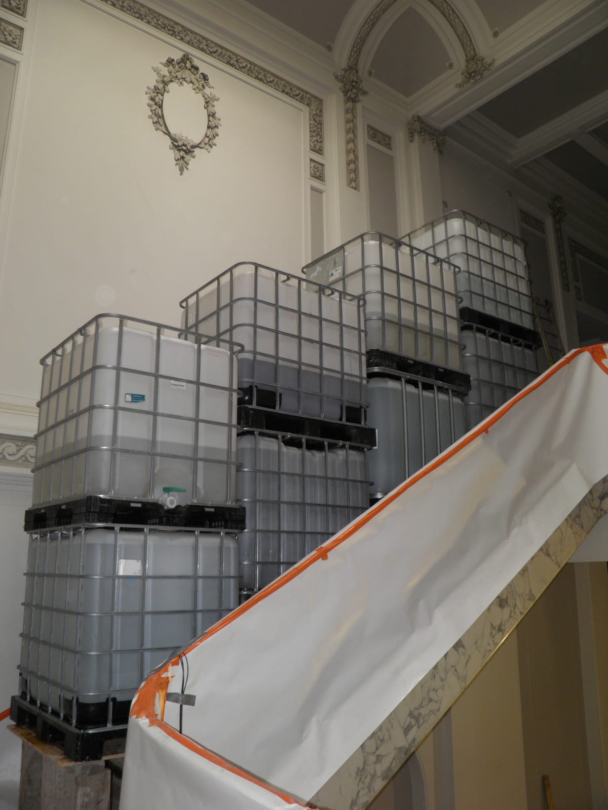Proefbelasting uitgevoerd met watervaten door SANACON